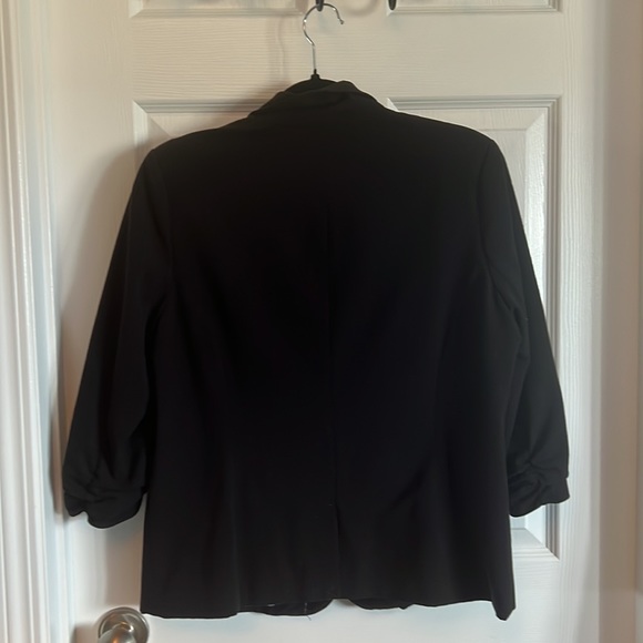 3/4 Sleeve Blazer - Picture 5 of 6